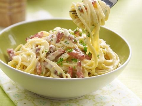 Macarrão à Carbonara